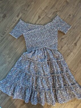 Smocked off the shoulder Floral mini Dress in Purple Pink Women Small lightweigh